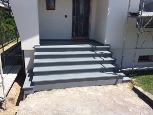 escalier en granit Dannemarie - gris anthracite - bleu ardoise - noir Kobra