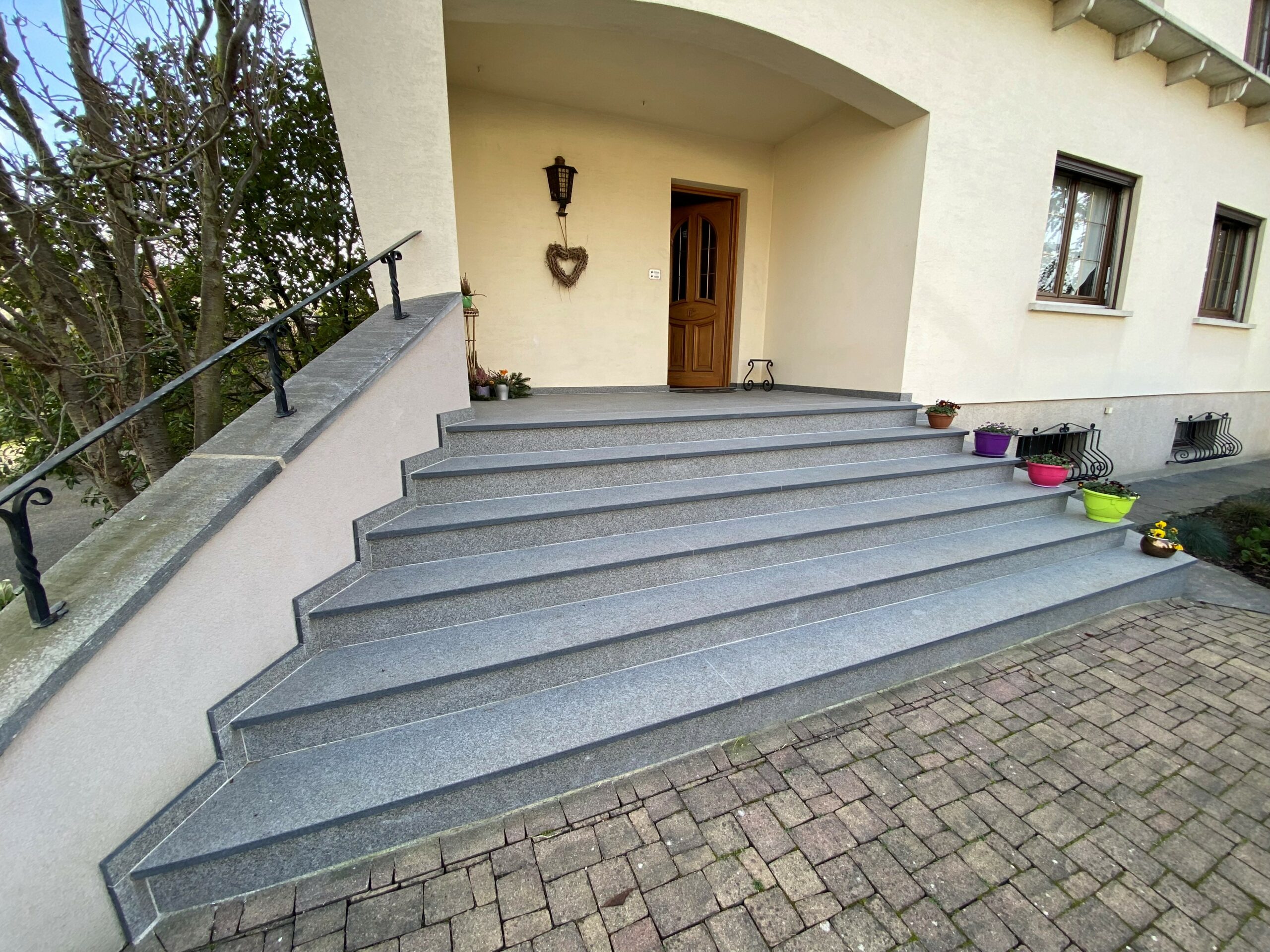 escalier granit gris anthracite