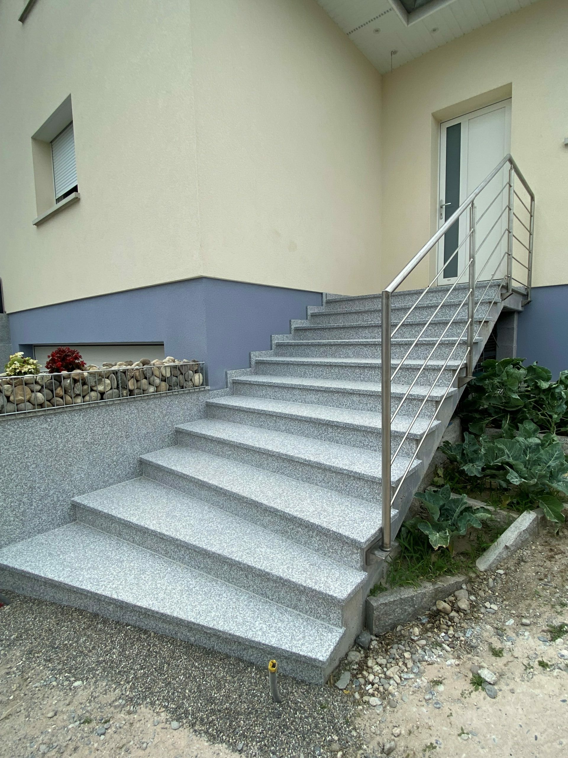 escalier exterieur granit